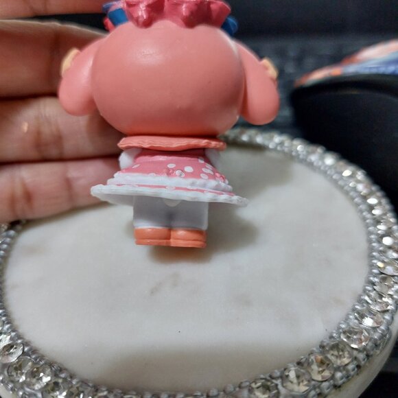Cute My Melody Toy Figurine In a Pretty Dress - Picture 9 of 9